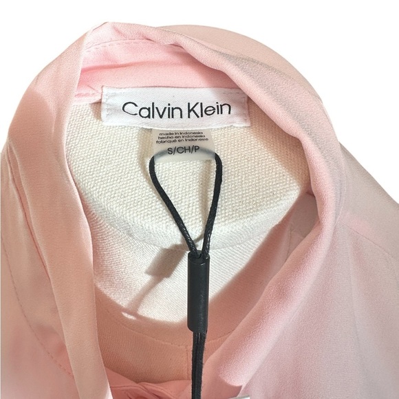 CALVIN KLEIN Elegant Pink Women's Blouse with Bow Size Small NWT $79 MSRP - Picture 5 of 9